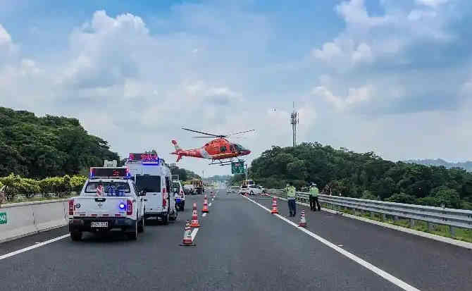 肃北高速公路汽车救援案例